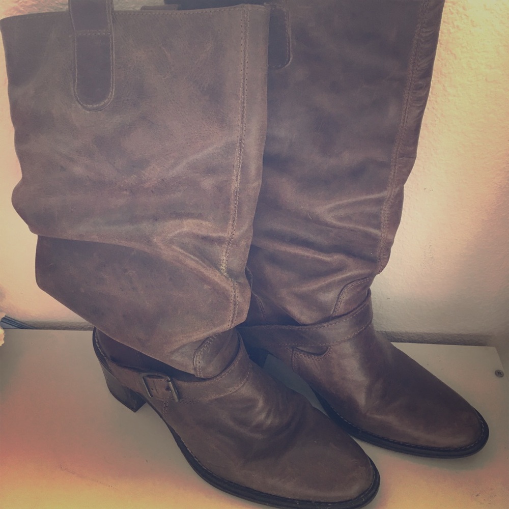 Moving Sale! Brown Leather Rutched Boots - Picture 1 of 3